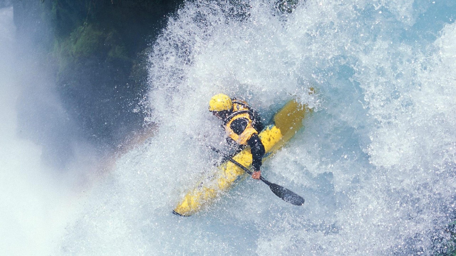 开云体育下载-威廉姆斯惊艳爆发，维斯塔潘展露掌控力，赛场上的双重震撼