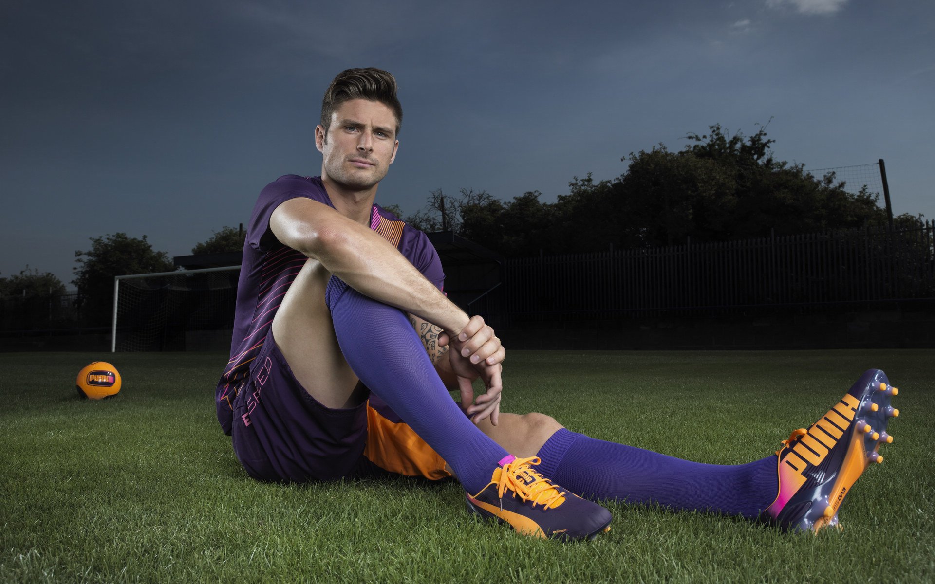 开云体育登录-暗流涌动，勒克莱尔烈焰之下，哈斯如何上演毫厘间的起义？